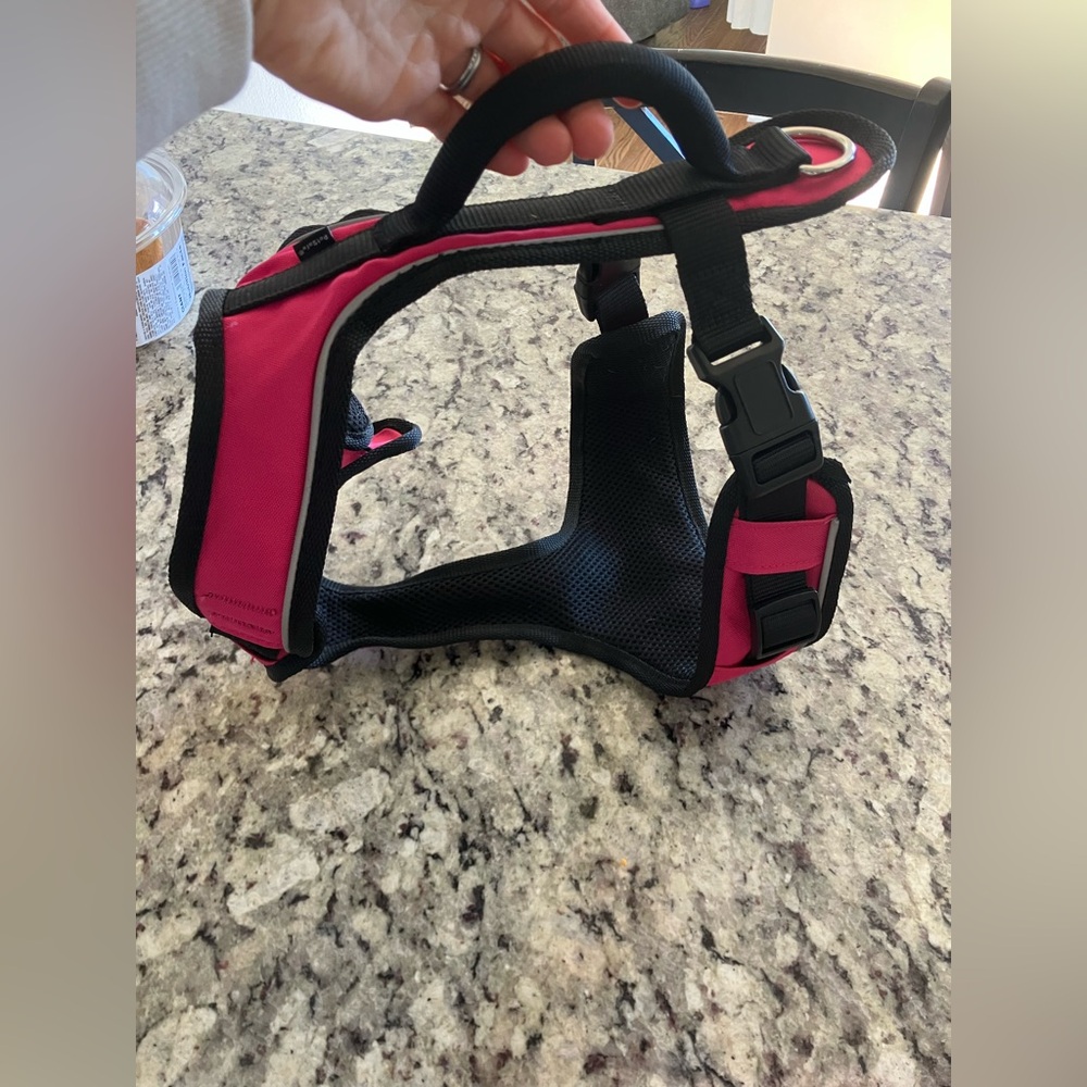 PetSafe Easysport Pink/Black Dog Harness M